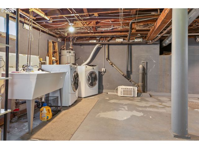 1516 Se 43RD Ave, Portland, OR 97215