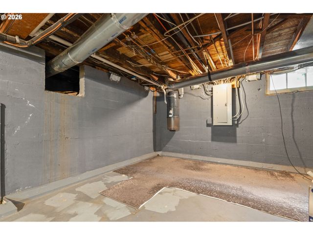 1516 Se 43RD Ave, Portland, OR 97215