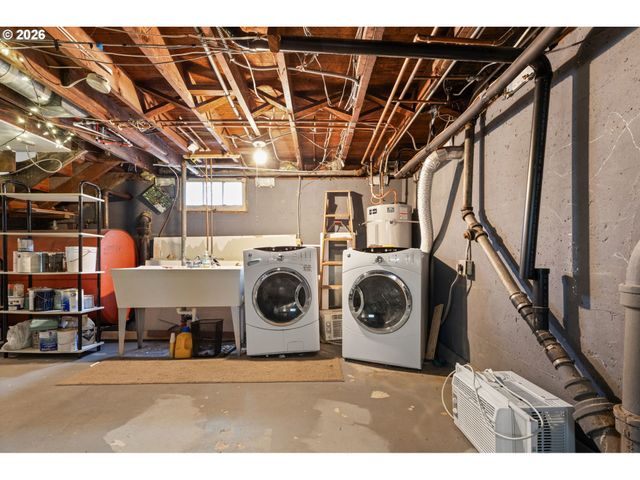 1516 Se 43RD Ave, Portland, OR 97215