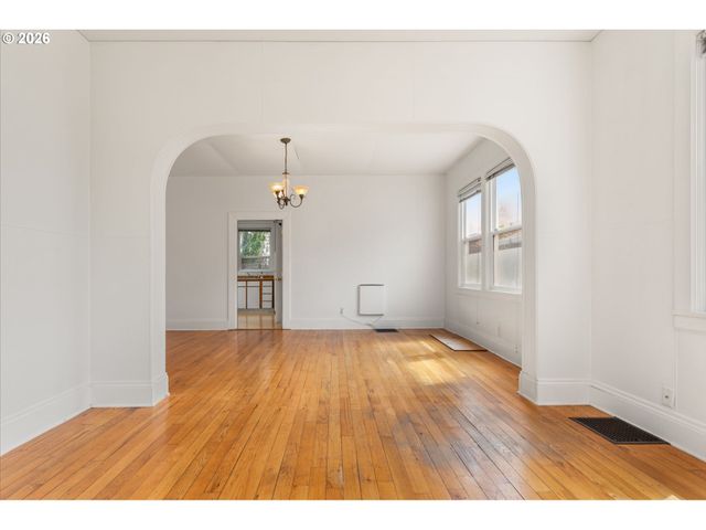 1516 Se 43RD Ave, Portland, OR 97215
