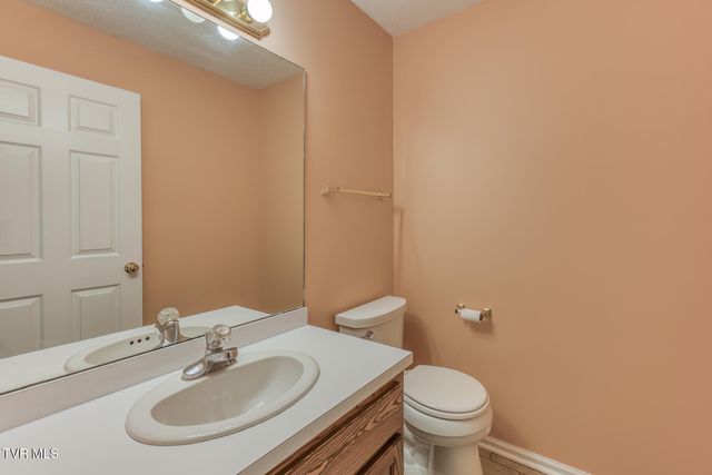 120 Hillview Court, Gray, TN 37615