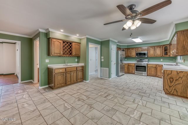 120 Hillview Court, Gray, TN 37615