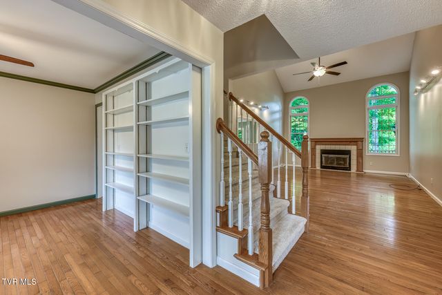 120 Hillview Court, Gray, TN 37615