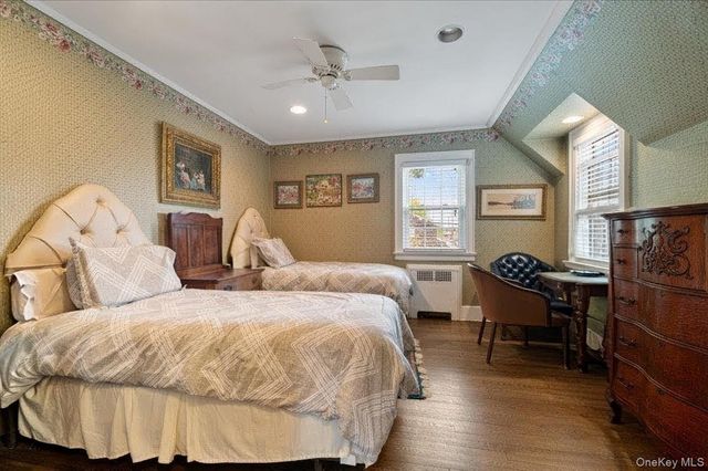 421 Broadway, Lawrence, NY 11559