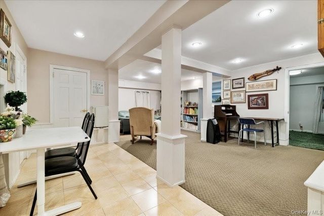 421 Broadway, Lawrence, NY 11559