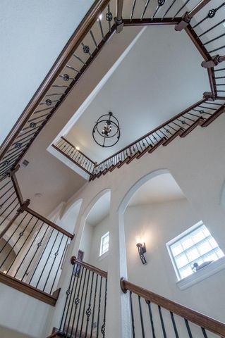 10602 Enclave Shadows Court, Houston, TX 77043