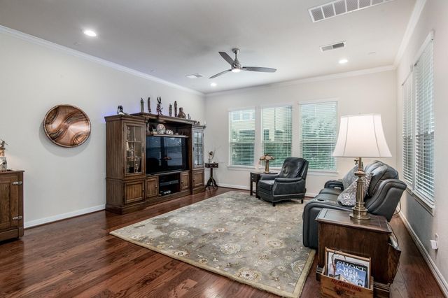 10602 Enclave Shadows Court, Houston, TX 77043