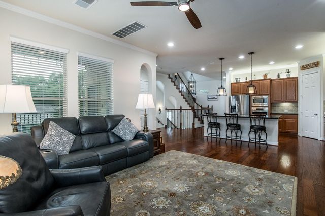 10602 Enclave Shadows Court, Houston, TX 77043