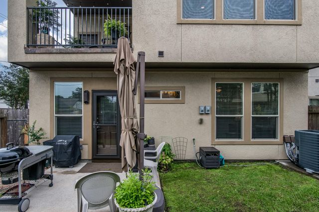 10602 Enclave Shadows Court, Houston, TX 77043