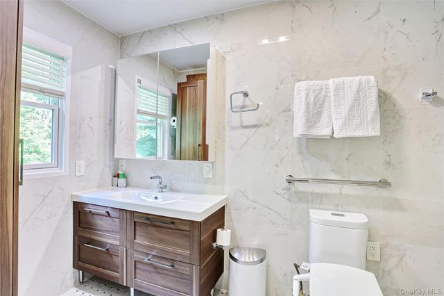 561 Babbling Brook Lane, Valley Cottage, NY 10989