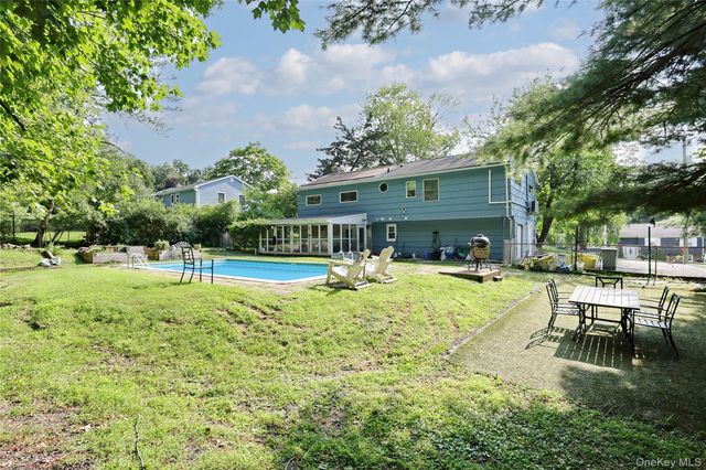 561 Babbling Brook Lane, Valley Cottage, NY 10989