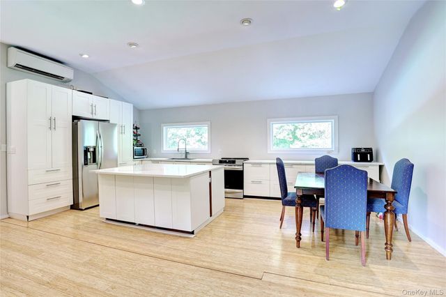 561 Babbling Brook Lane, Valley Cottage, NY 10989