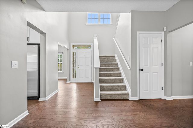 24 N Orchard Farms Avenue, Simpsonville, SC 29681