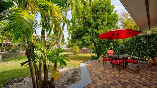 8955 SW 85th Ter, Miami, FL 33173