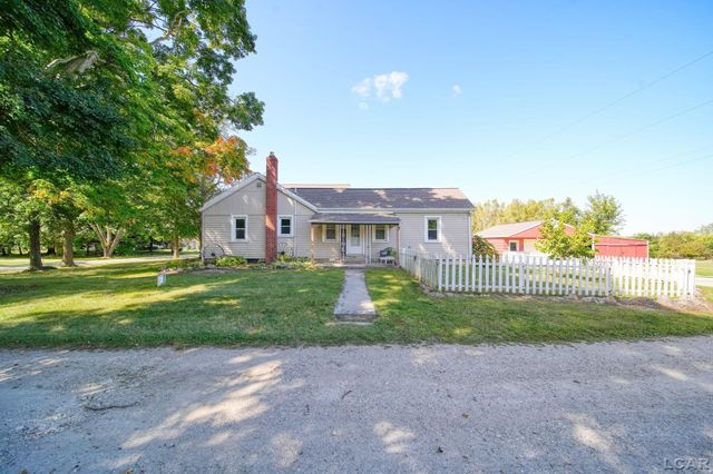 1704 E Carleton Road, Adrian, MI 49221