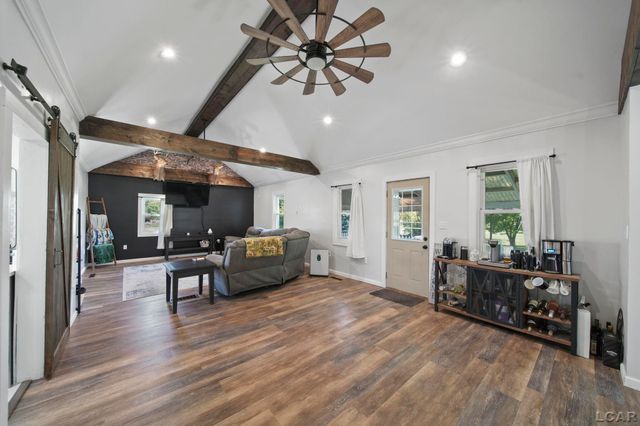 1704 E Carleton Road, Adrian, MI 49221