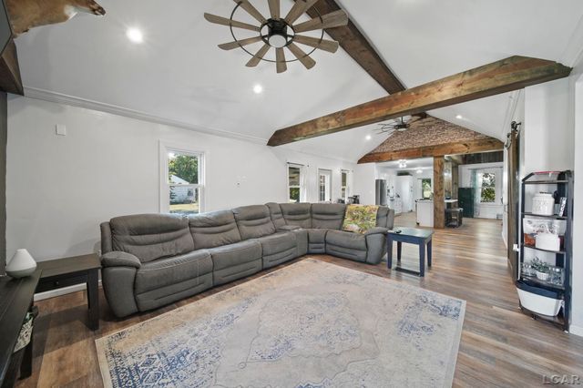 1704 E Carleton Road, Adrian, MI 49221