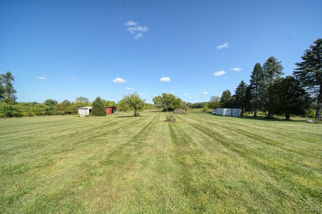 1704 E Carleton Road, Adrian, MI 49221