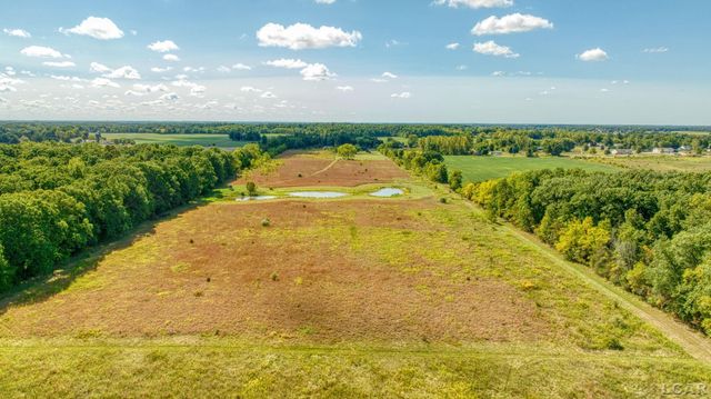 1704 E Carleton Road, Adrian, MI 49221