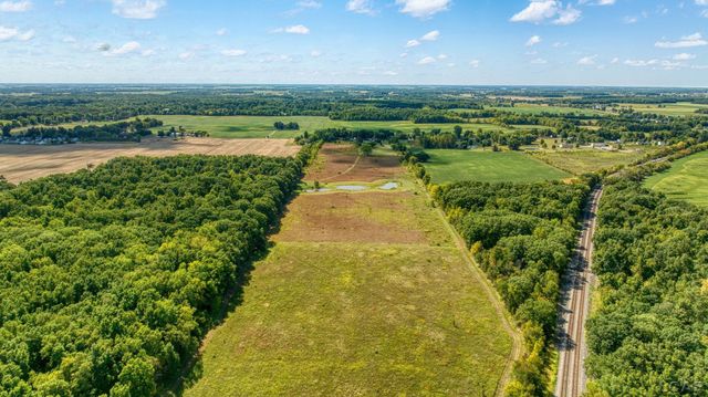 1704 E Carleton Road, Adrian, MI 49221