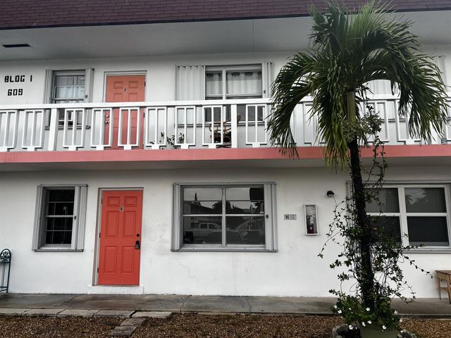 609 NE 6th Court B, Boynton Beach, FL 33435