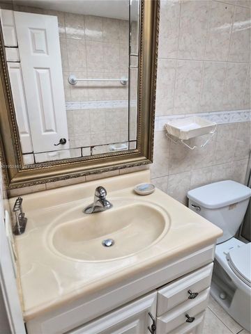 1101 NW 58th Ter 202, Sunrise, FL 33313