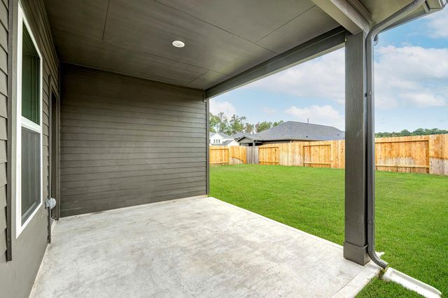 15107 Bank Swallow Place, Magnolia, TX 77354