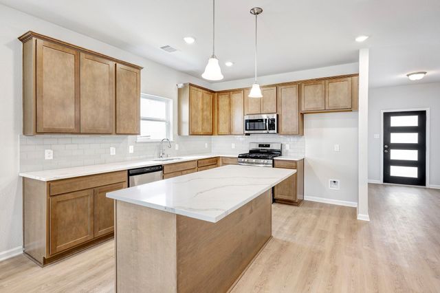 15107 Bank Swallow Place, Magnolia, TX 77354