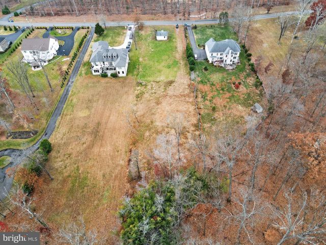 5955 COLCHESTER RD, Fairfax, VA 22030