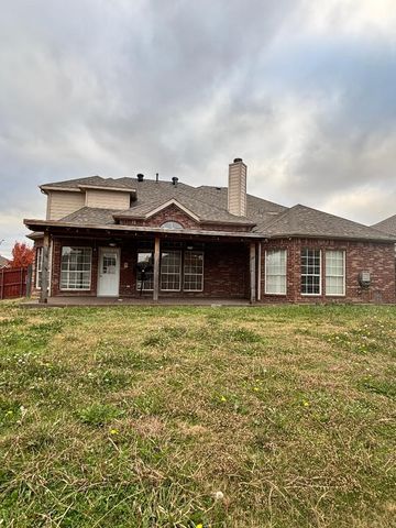 5221 Begonia Court, Fort Worth, TX 76244