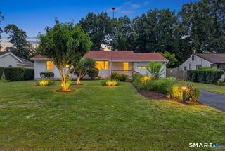 11 Derby Road, Norwalk, CT 06854
