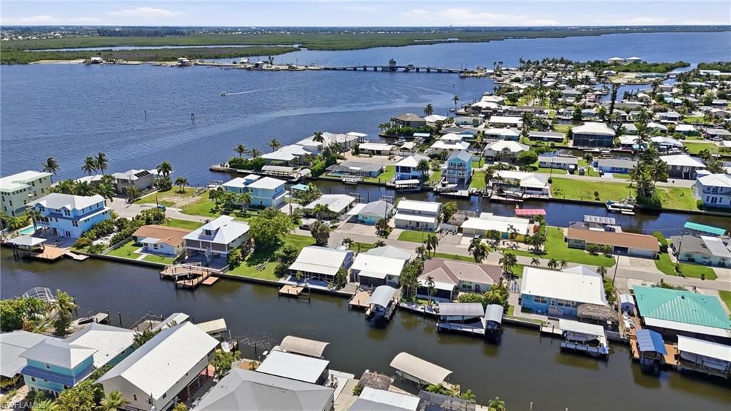 2691 Geary ST, MATLACHA, FL 33993 — photo 3
