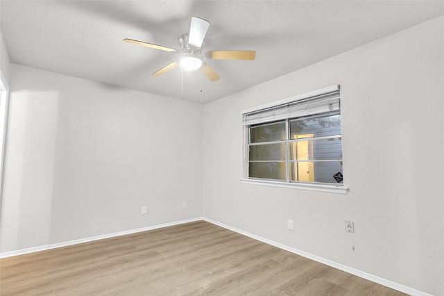 6470 Tumbling Creek Trail, Dallas, TX 75241