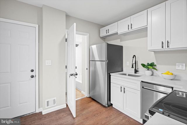 178 S COLLINS AVE, Baltimore, MD 21229