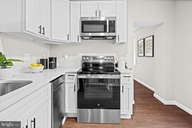 178 S COLLINS AVE, Baltimore, MD 21229