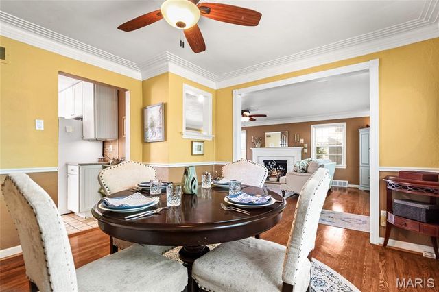 7370 Winchester Drive, Pasadena Hills, MO 63121