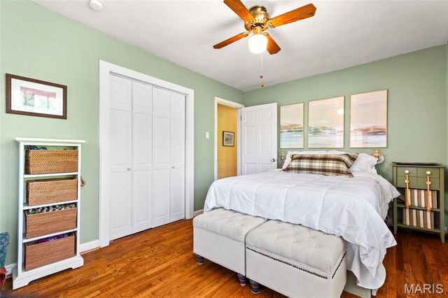 7370 Winchester Drive, Pasadena Hills, MO 63121