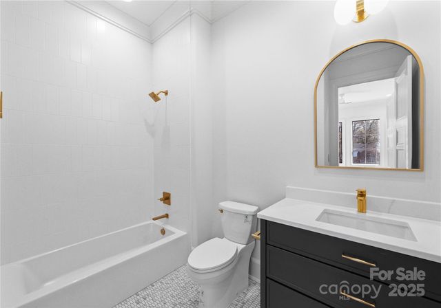 544 Wingrave Drive, Charlotte, NC 28270