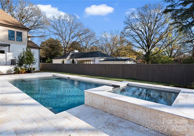 544 Wingrave Drive, Charlotte, NC 28270