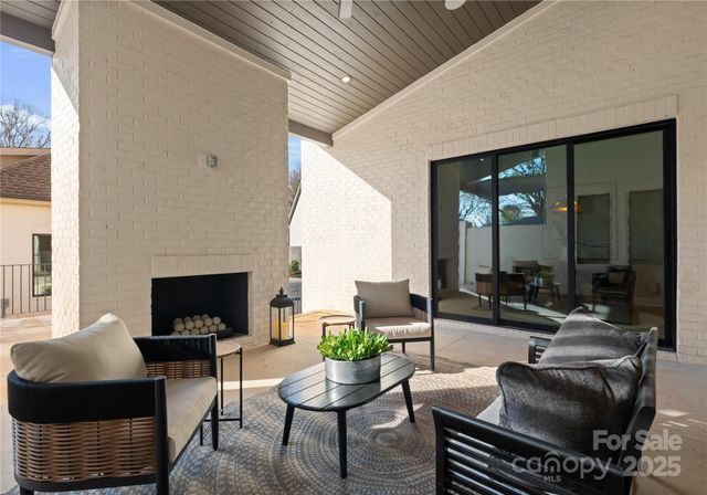 544 Wingrave Drive, Charlotte, NC 28270