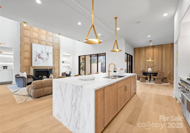 544 Wingrave Drive, Charlotte, NC 28270