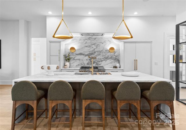 544 Wingrave Drive, Charlotte, NC 28270