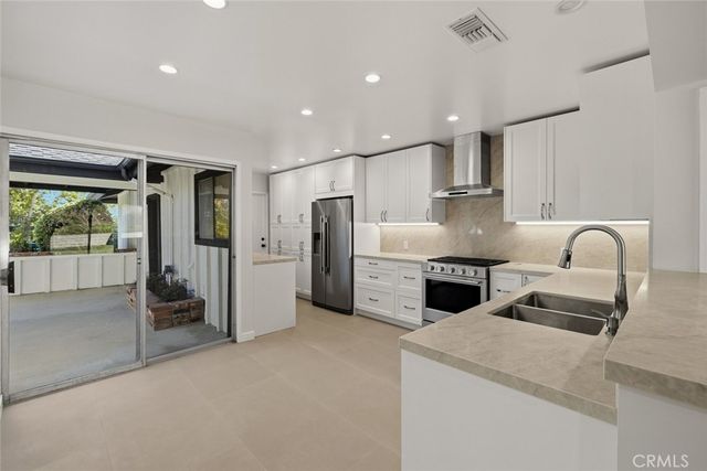 4139 Magna Carta, Calabasas, CA 91302