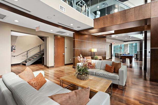 360 Nueces ST 1611, Austin, TX 78701