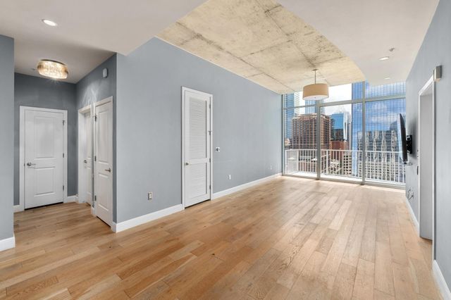 360 Nueces ST 1611, Austin, TX 78701