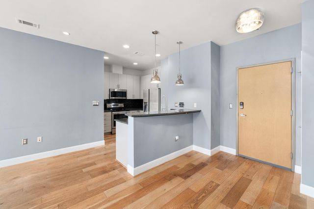 360 Nueces ST 1611, Austin, TX 78701