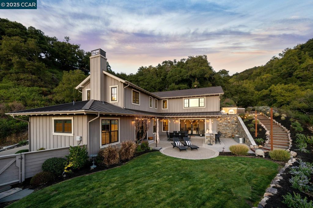 1204 Glen Rd, Lafayette, CA 94549
