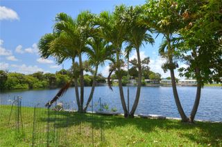 2412 NW 52nd St 0, Tamarac, FL 33309