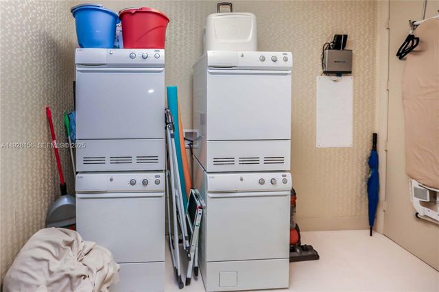 15901 Collins Ave 1101, Sunny Isles Beach, FL 33160