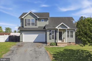100 CORALBERRY DRIVE, Martinsburg, WV 25401